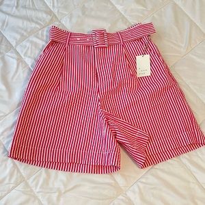 High rise belted women shorts with pockets size small